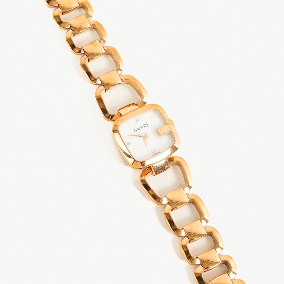 Gucci 125.5 G Gold-Tone Bracelet Watch - Picture 2 of 7